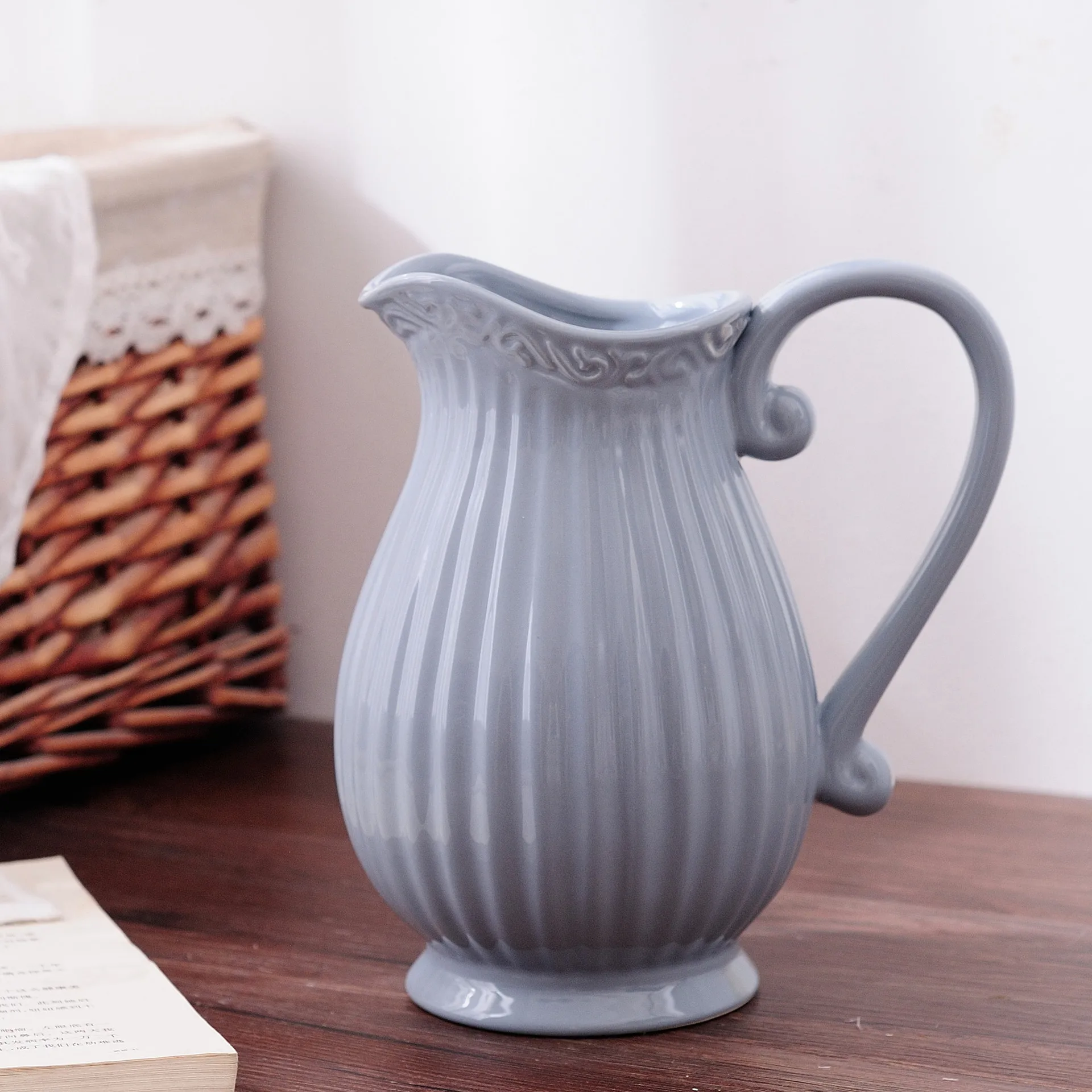 European White Porcelain Ceramic Flower Pot Bottle White Gray Blue Pink Water Storage Flower Shop