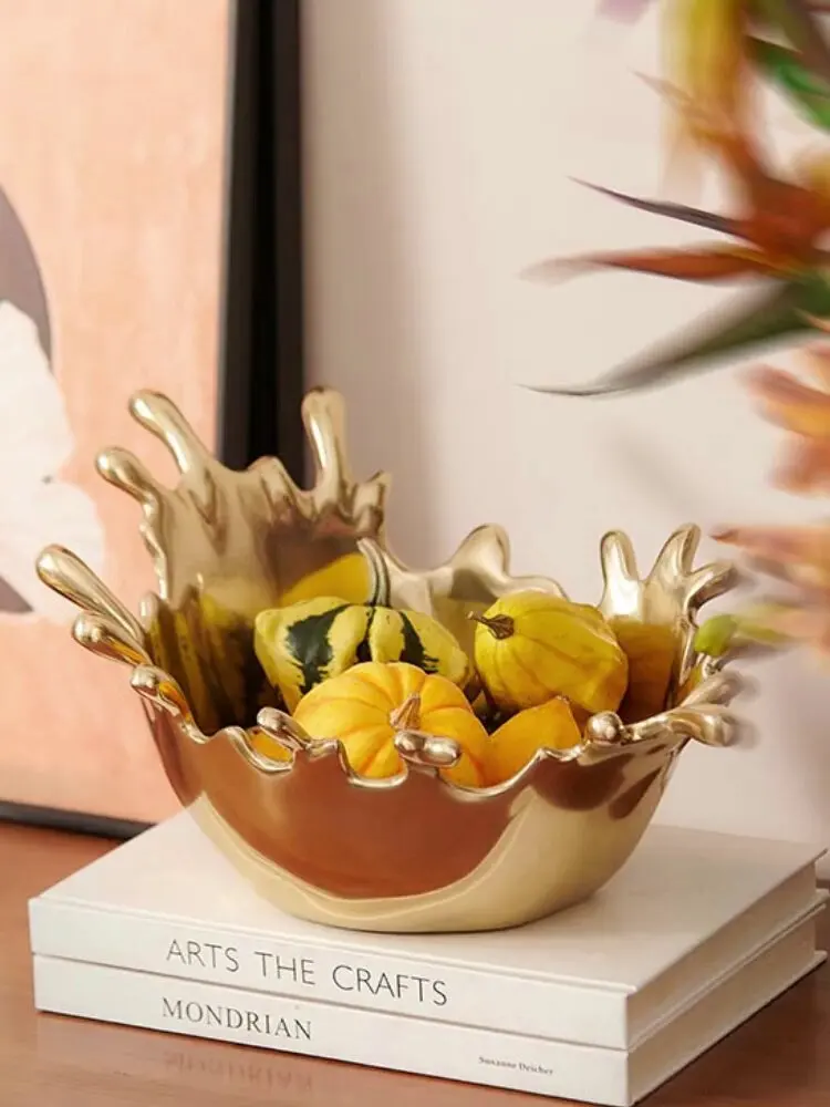 Creative Splash-Inspired Decorative Fruit Platter Gold Aluminum Fruit Basket Vase Home Decor Accent Piece