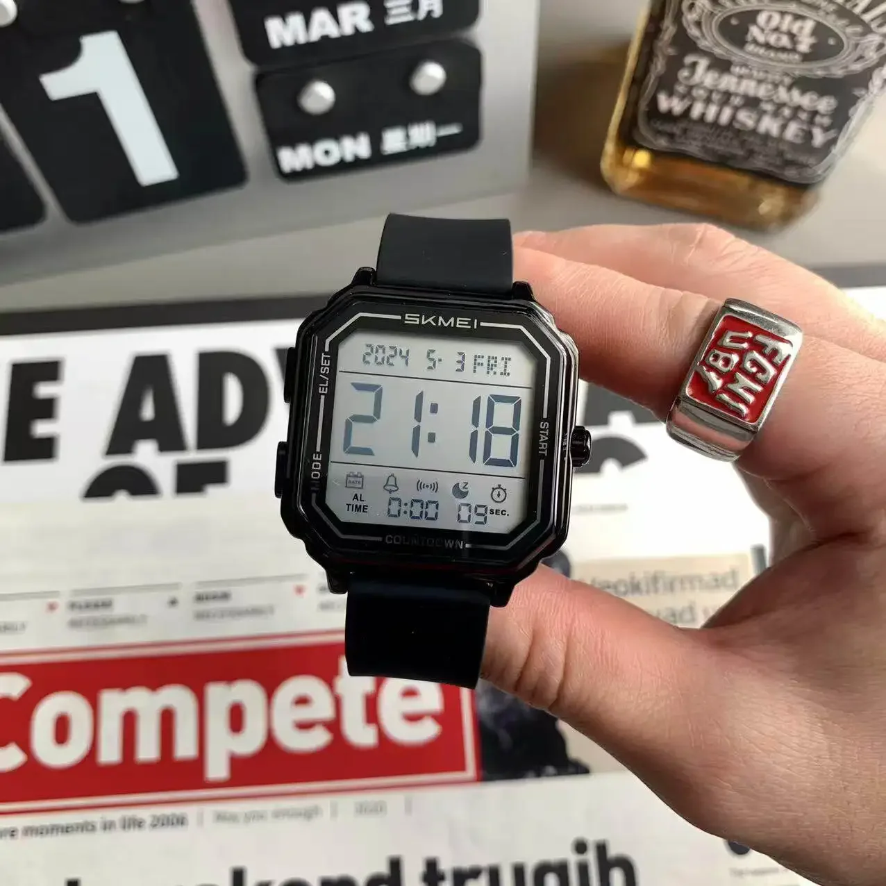 Multi-function Men Watch Ultra-thin Screen Chronograph Stopwatch Week Calendar Display Alarm Dual Chronograph Luminous Watch