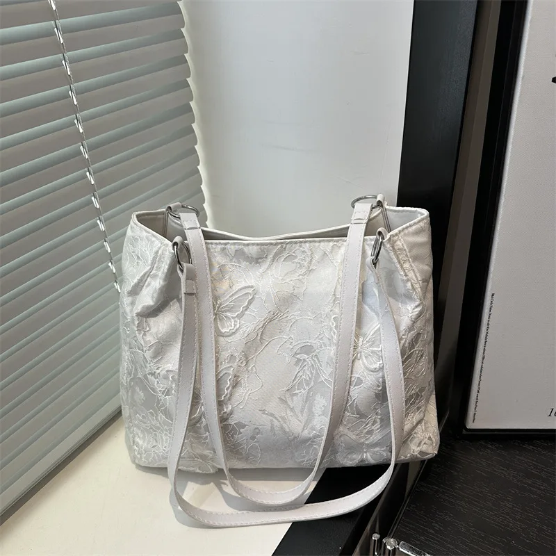

Versatile Butterfly Women Shoulder Bags Sweet Portable Female Commuter Tote Bag Simple Large Capacity Ladies Purse Handbags