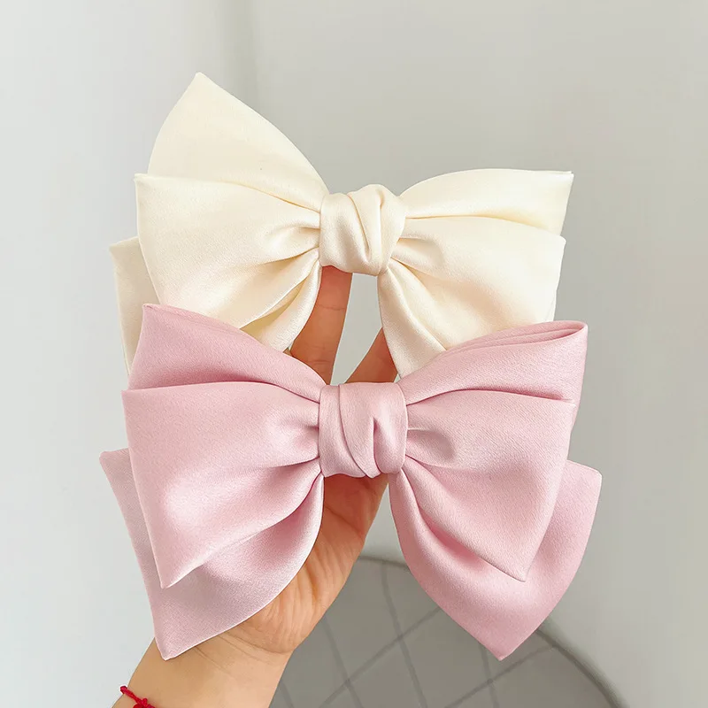 Modny satynowy Barrette Bow szpilka Hairclip dla kobiety dziewczyny powrót głowy Slot klip wysokiej klasy siatki czerwone nakrycia głowy akcesoria do włosów