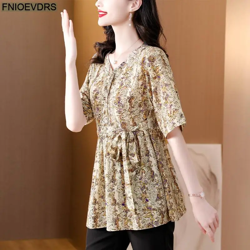 ملابس فضفاضة للنساء 2025 بلوزة صيفية بأكمام قصيرة ورقبة على شكل V باللون الأرجواني مُزينة بالزهور قمصان نسائية عتيقة تونك بيبلوم #5