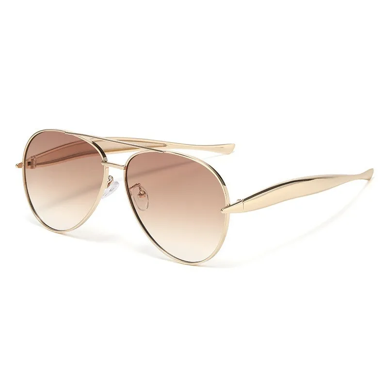 Thumbnail 4 - #43 Best Fashion Sunglasses to Buy In 2026