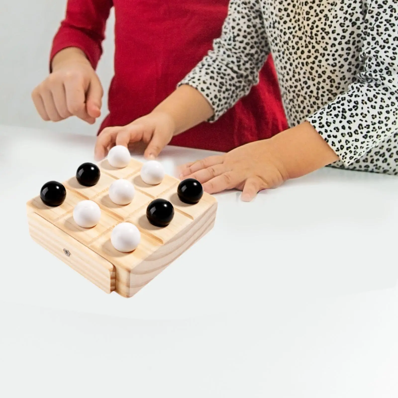 3-in-1-Reihe-Spiel aus Holz, Couchtisch-Spiel, handgefertigtes Familien-Brettspiel, Noughts and Crosses, Denkaufgabe für das Familien-Wohnzimmer