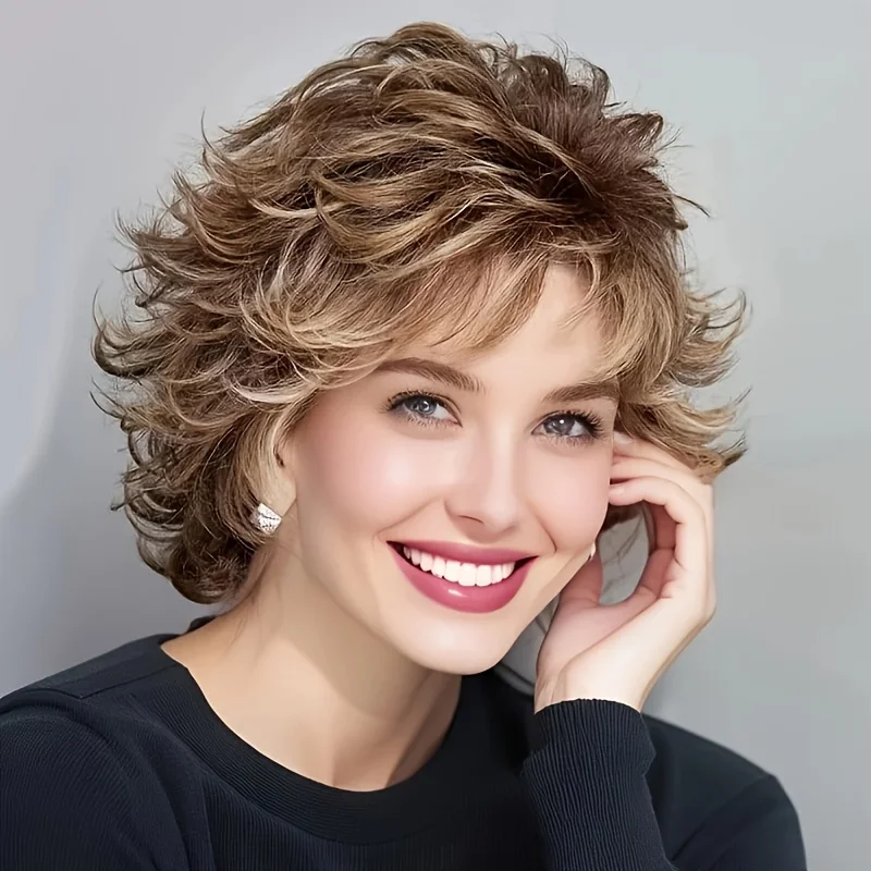 Women's short wavy brown highlighted synthetic chemical fiber wigs are suitable for daily and holiday wear.