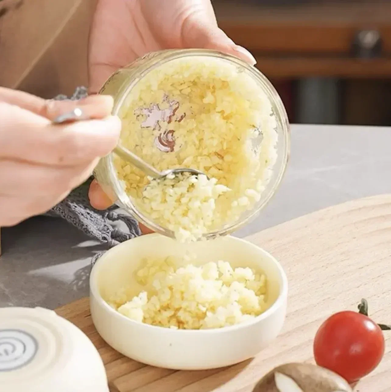 250ml Mini Wireless USB Rechargeable Electric Vegetable Chopper Garlic Crusher Food Chopper for Kitchen Gadgets for Garlic image 3
