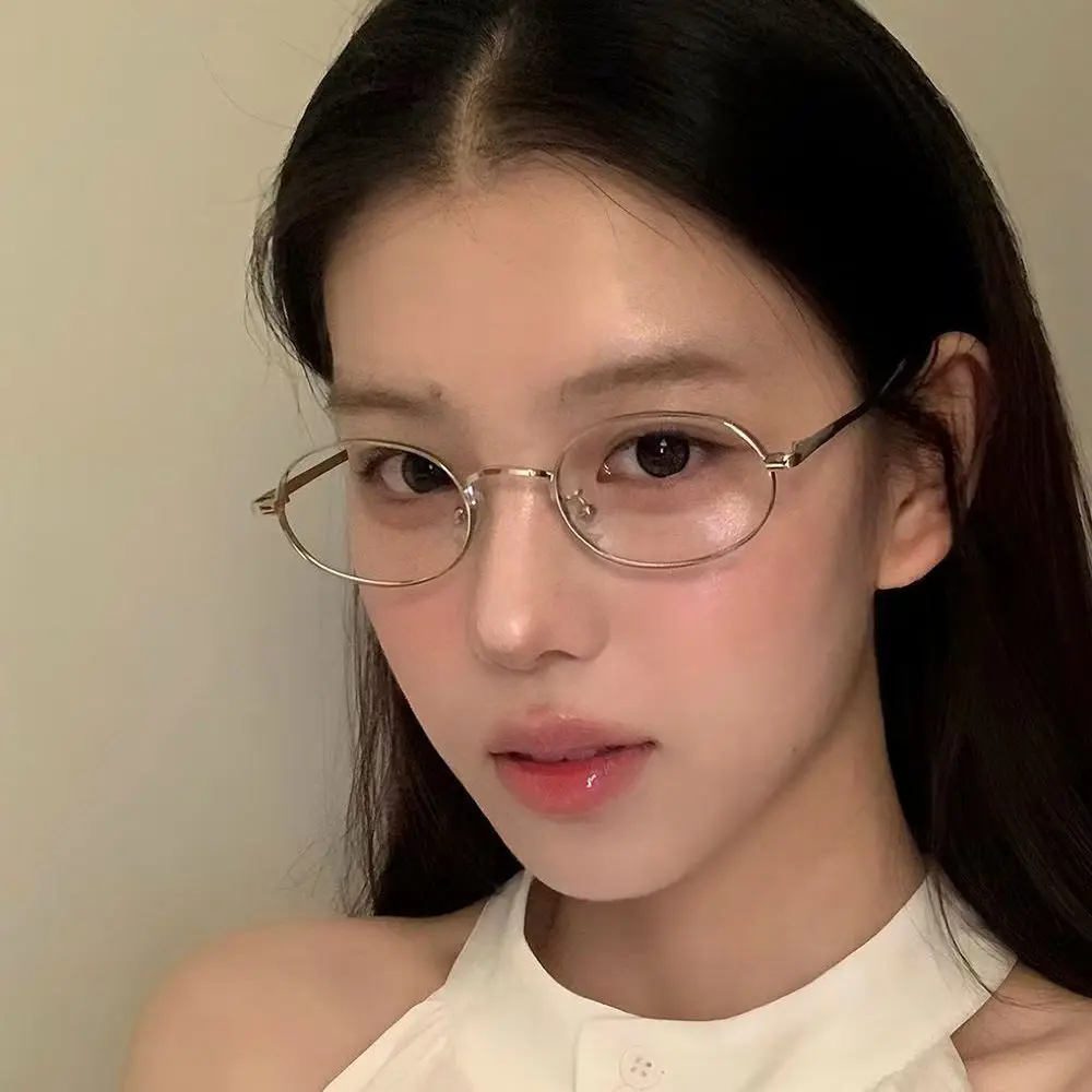 Fashion Anti Blue Light Blocking Glasses for Women Men, Clear Lens Eyeglasses, Anti-Radiation Eye Strain Relief Computer Glasses