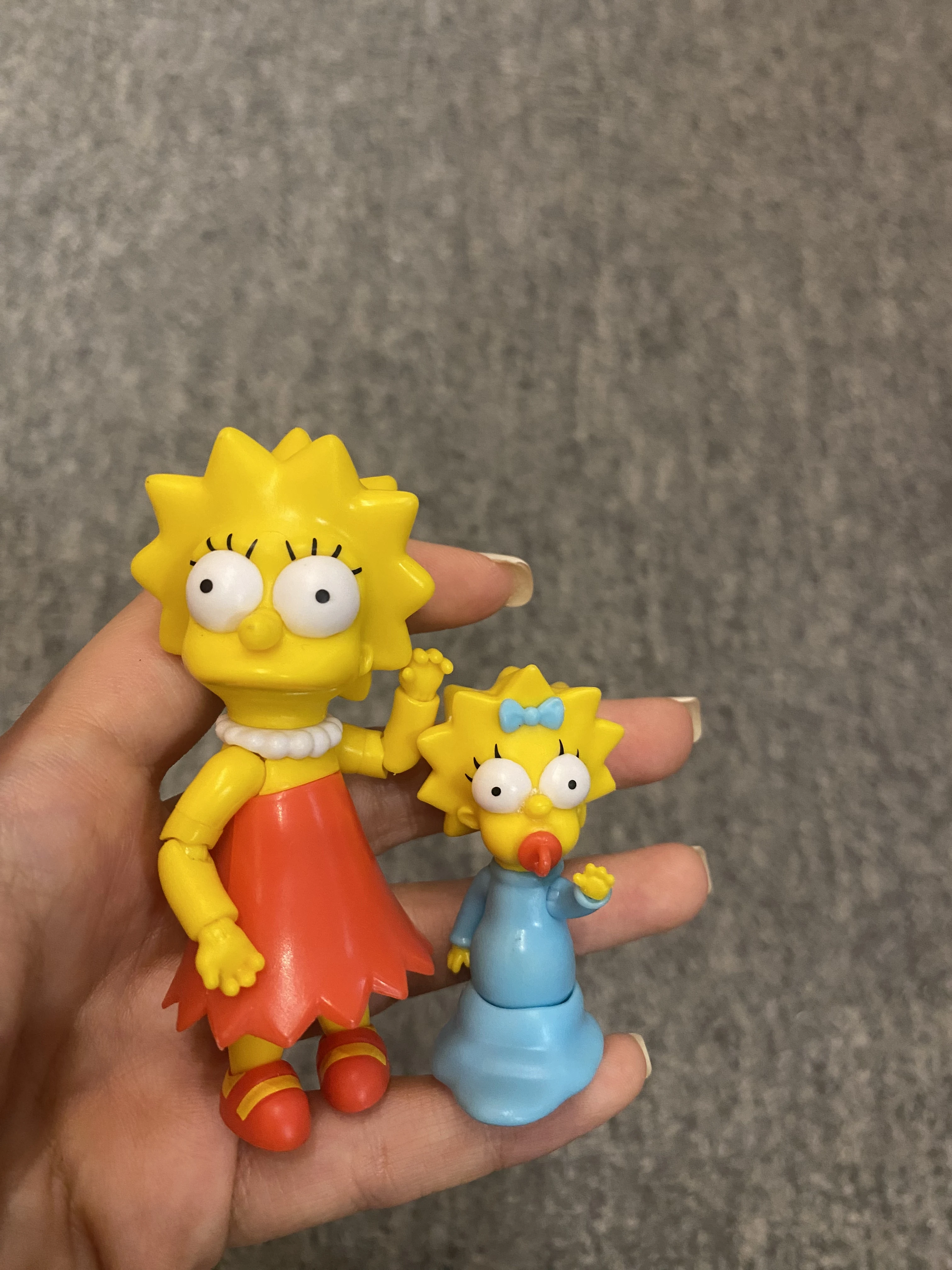 In Stock Animated Yellow Family Figure  - Cartoon Dad Collectible Model Desktop Ornament Character Periphery Gift - view 5
