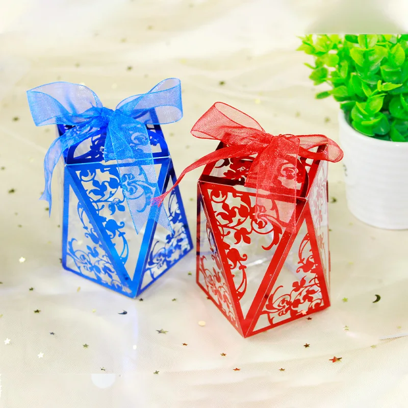 

New Diamond Shape Laser Cut Hollow Carriage Favors Gifts Candy Boxes With Ribbon Baby Shower Gift Box Wedding Party Supplies