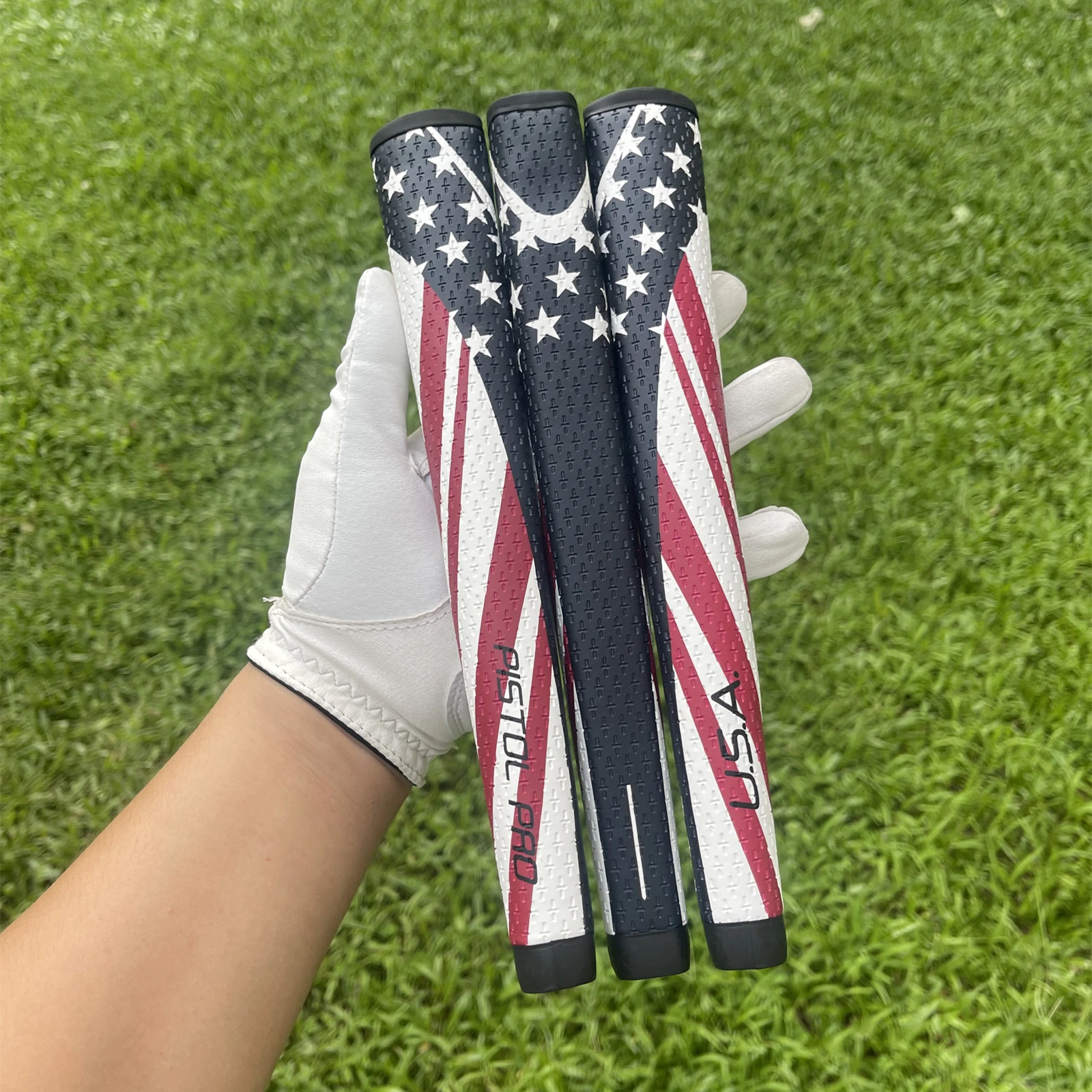 

Medium American Flag Golf Putter Non-slip and wear-resistant PU grip High traction technology Improve feedback and stickiness