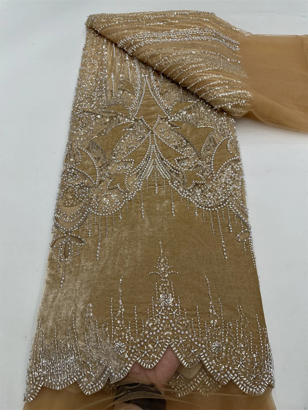 

African Velvet Sequins Lace Fabric 2025 High Quality Nigerian Handmade Beaded With Pearls Lace Fabric For Woman Party Dress Sew