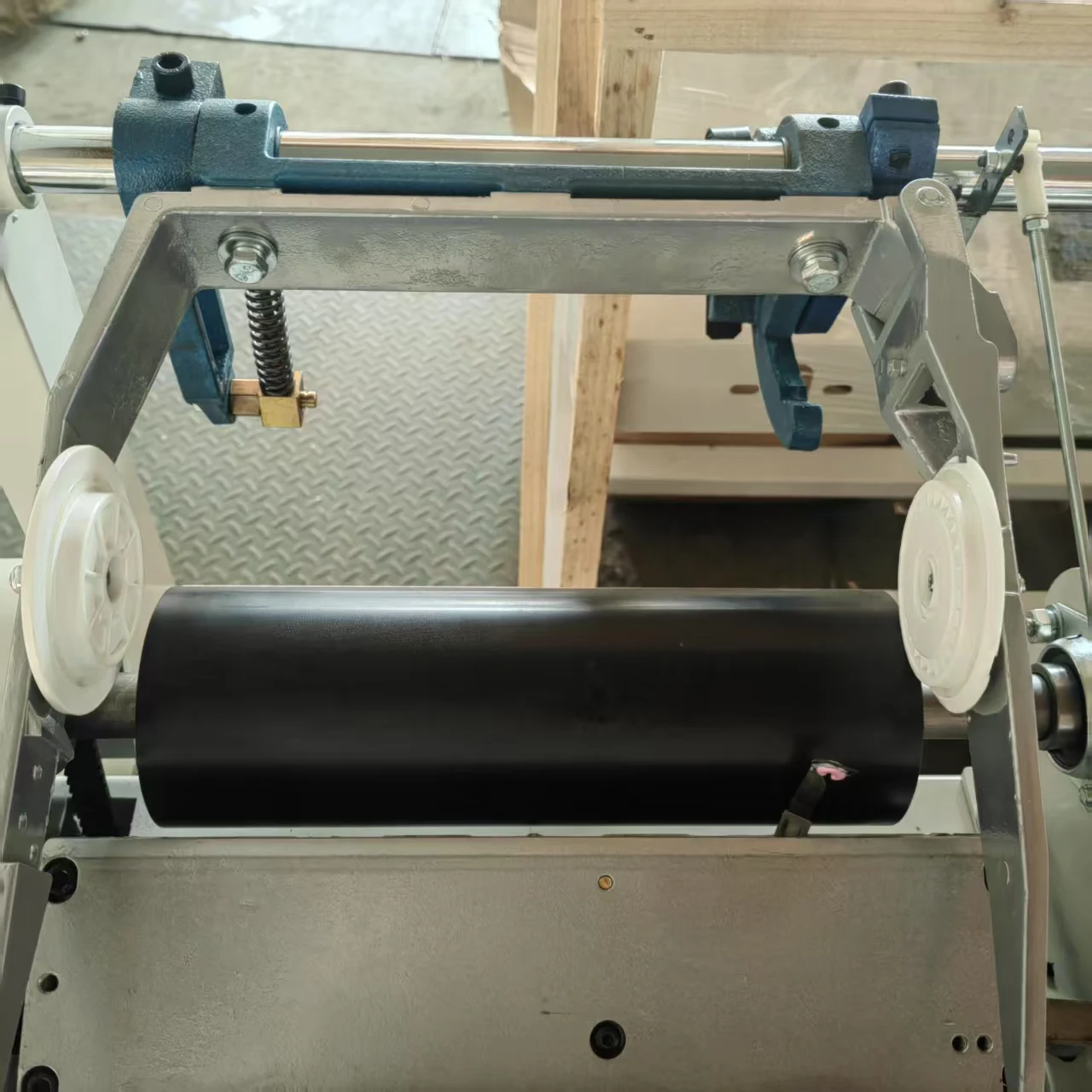 4-in-1 Yarn Doubling & Networking Machine, Single Spindle Control, Independent Length, Wire Break Sensor, Textured Yarn Special