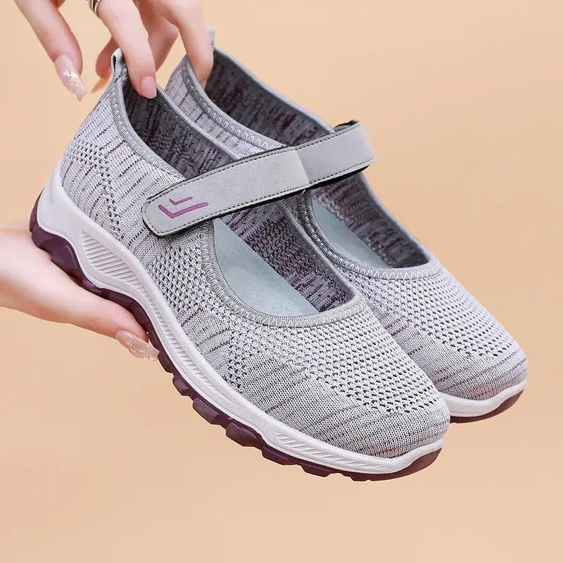 Walking casual Shoes for Women's Spring New Comfortable Hoop Look Old Beijing Middle-aged and Elderly Mother Female Sneakers