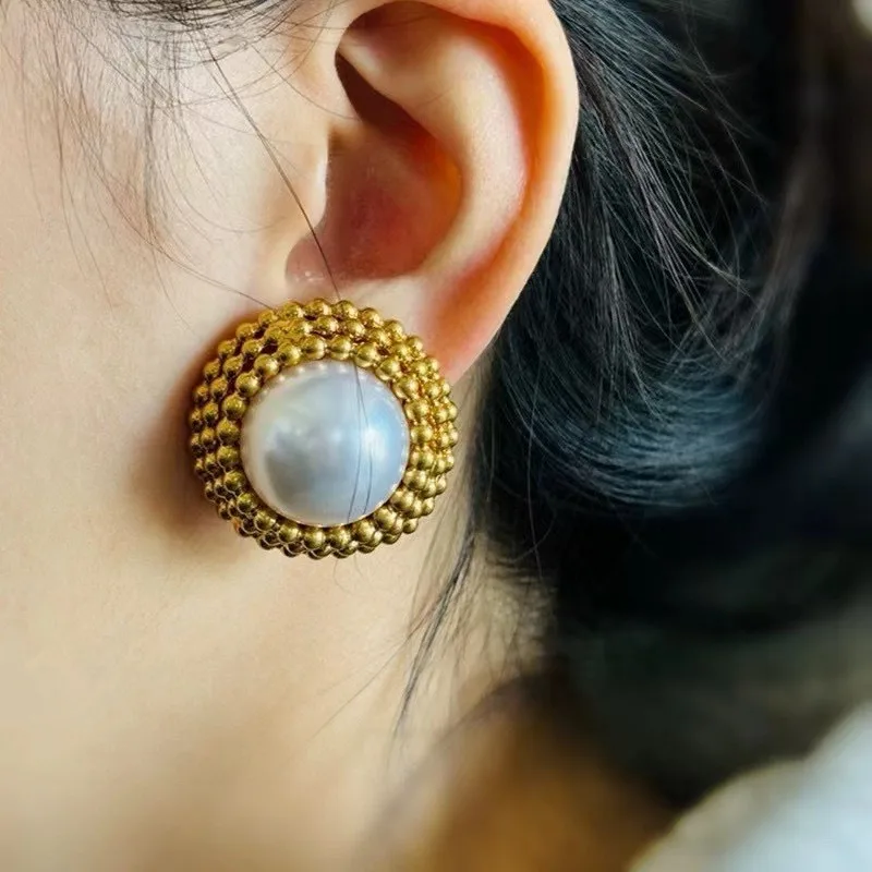 

Vintage Luxury Gold-plated Pearl Earrings for Women New Designer Palace Luxury Pearl Earrings Fashion Party Women's Earrings