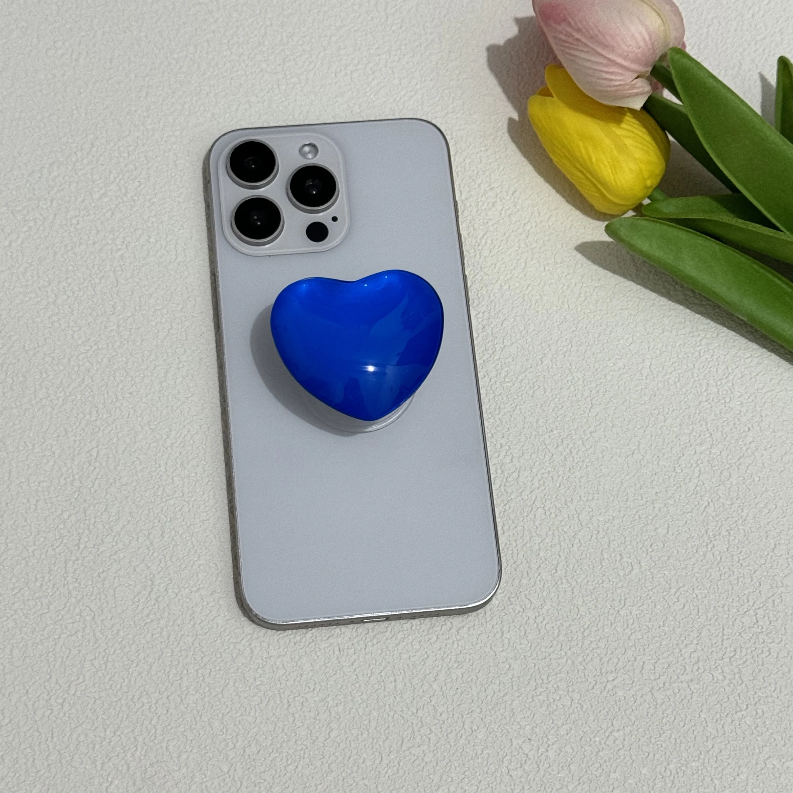 Магнитный держатель для телефона в форме красочного сердца, доступны различные узоры, с вдохновляющими текстами, стильный и практичный