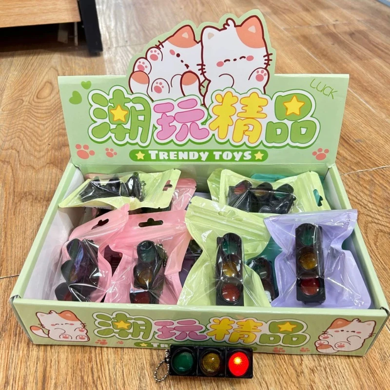 2 قطعة إشارة المرور مصباح ليد المفاتيح العصرية الجدة المشاة ضوء كيرينغ قلادة سلسلة مفاتيح لحقيبة السحر الهدايا بالجملة #6