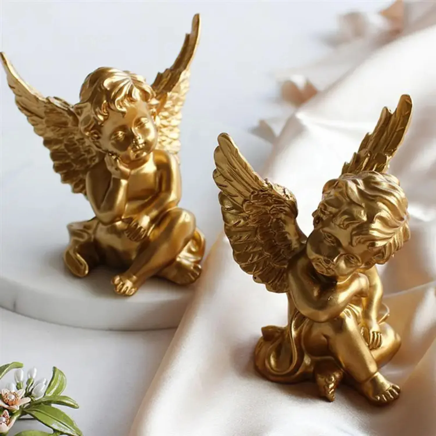 Angel Resin Statue White Craft Sculpture Ornament for Home Decor - Adorable Golden Cherub Model Figurine