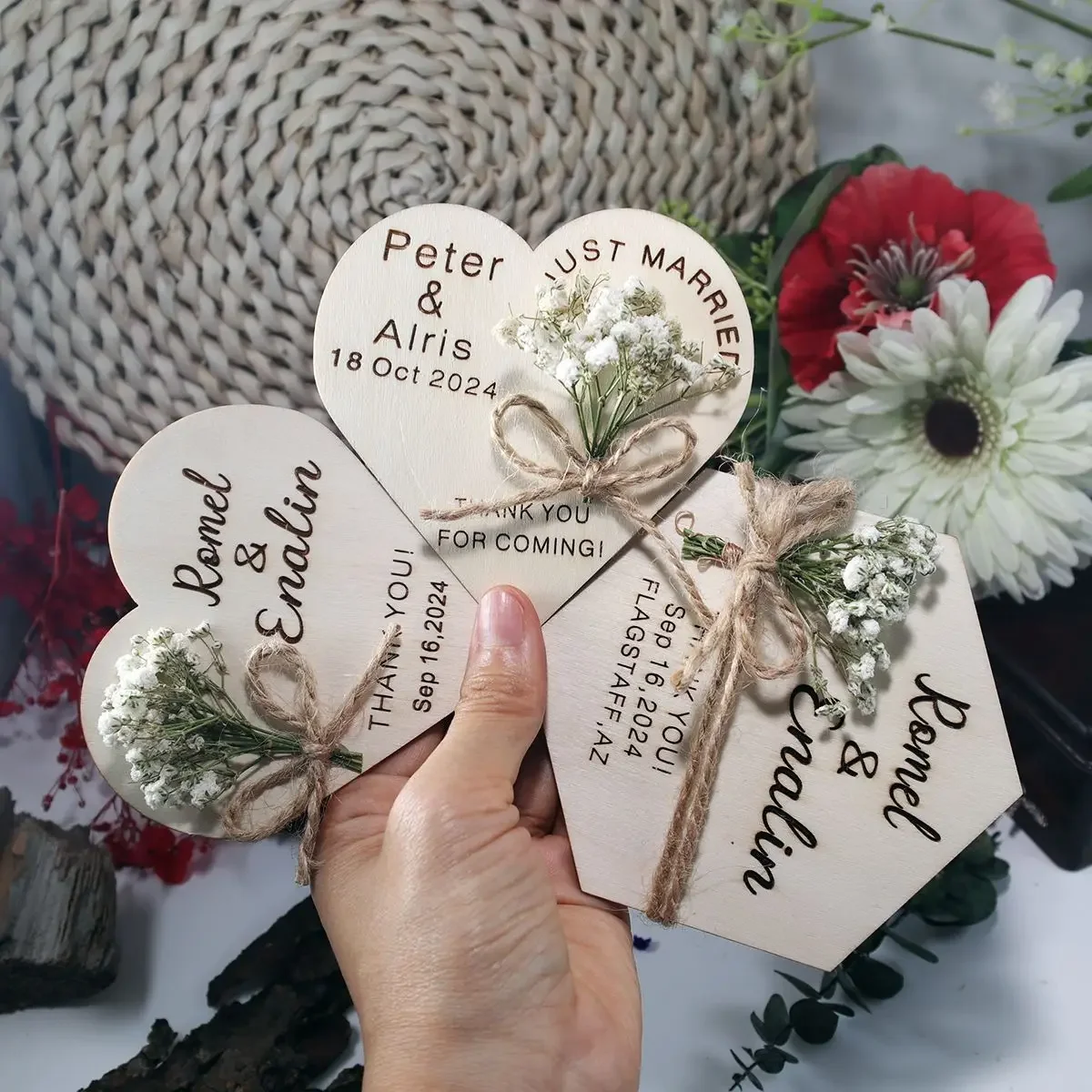 

20Pcs Custom Engraved Wood Wedding Invitation Personalize Tags Love Invitation,Wedding Table Name Baby Milestone Card Gifts