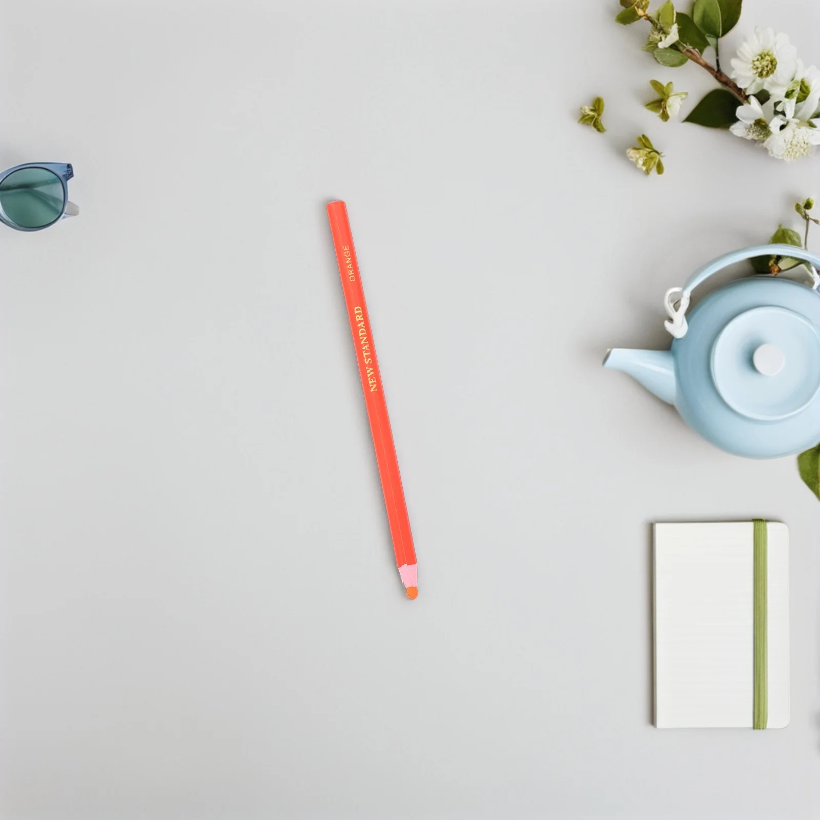 

12Pcs Quick-Peel Crayon Sticks Bold Permanent Marks on Porous Nonporous Surfaces Great for DIY Art Projects Kindergarten Home