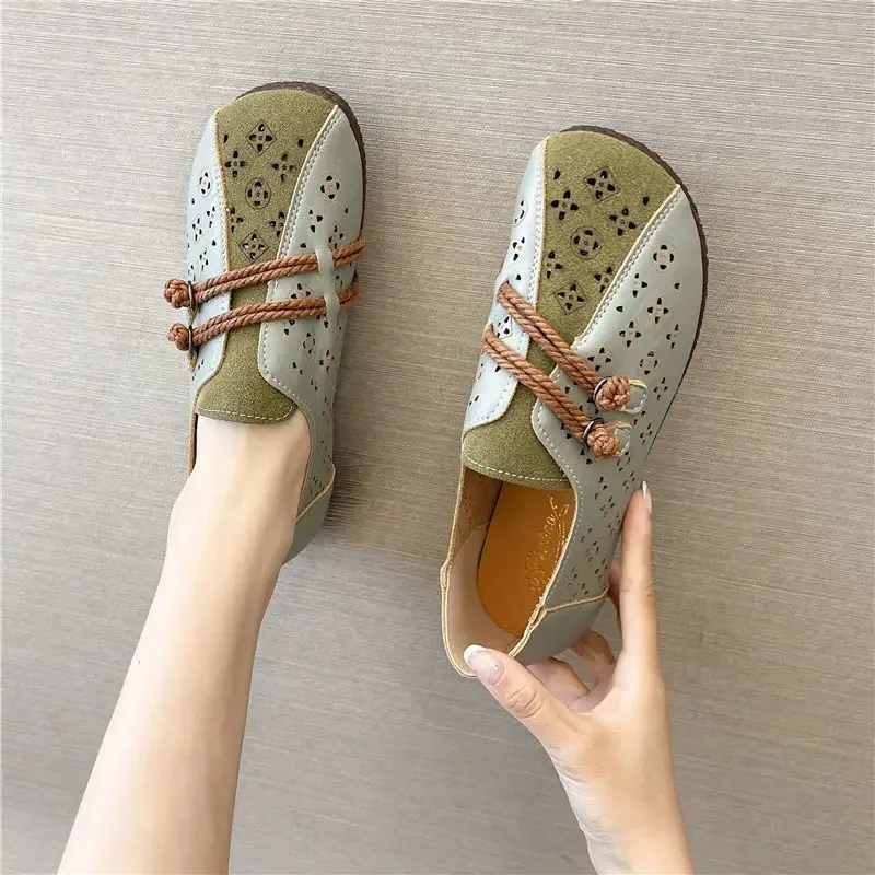 2023 Spring and Autumn New Retro National Style Hollow Doudou Shoes Soft Leather Soft Sole Casual Slip-on Comfortable Flat Woman