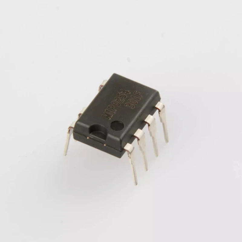 MIP0254 5pcs in-line DIP7 package, LCD power management chip, quality assurance, large quantity and excellent price