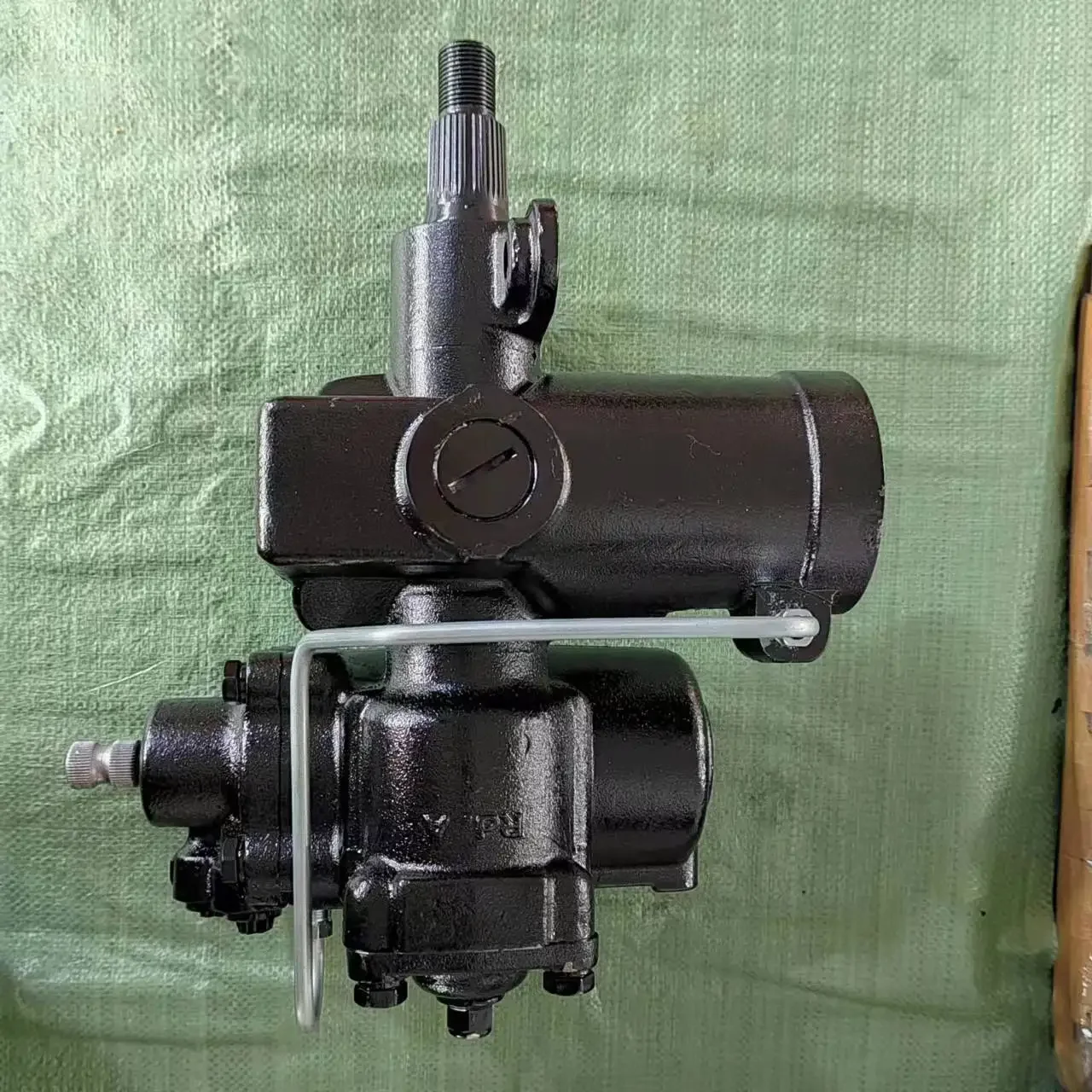 TLF Power Steering Box for Right Hand Drive for  Defender QAF500110