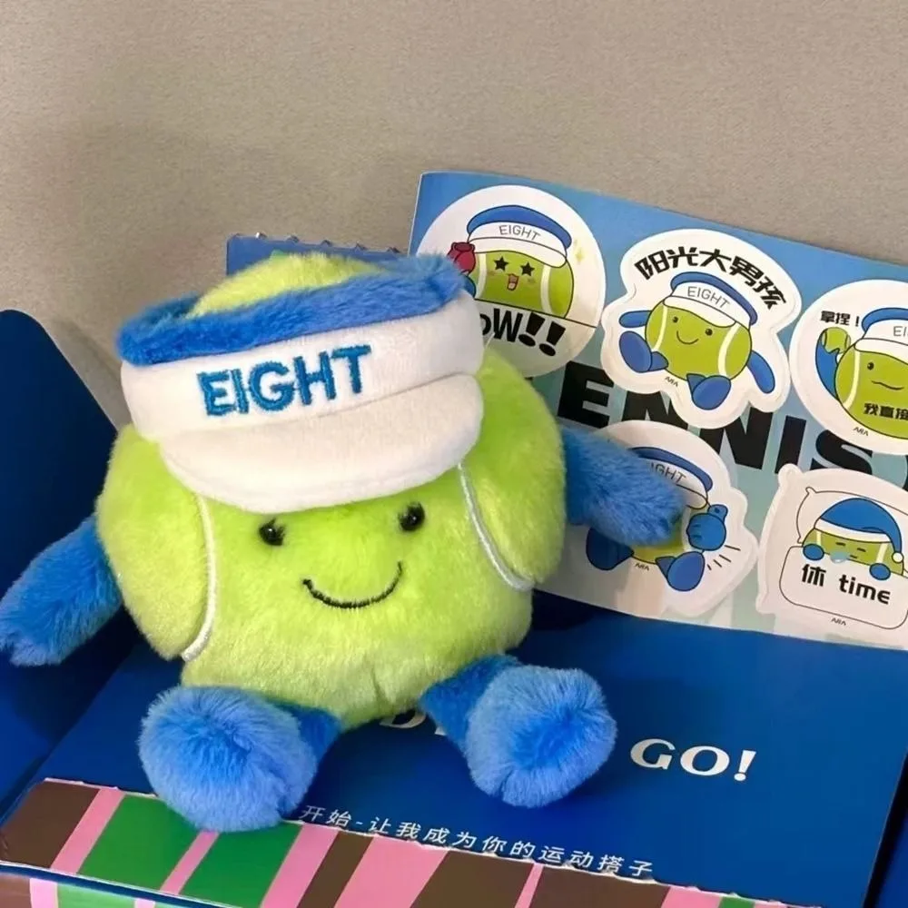 Leuke badminton honkbal tennis knuffels met voeten lachend gezicht expressie sleutelhanger bal-type hanger verjaardagscadeaus