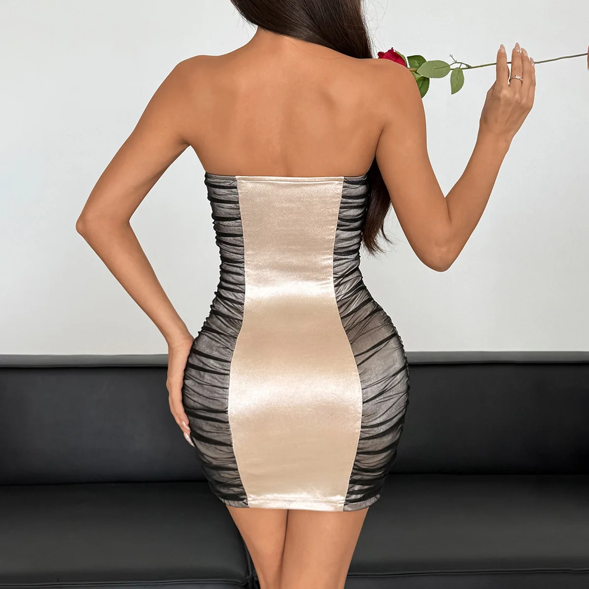 女性黒レースメッシュパッチワークロウミニドレスセクシーなバンドゥボディコンドレスサテンバックレスヒップドレスパーティークリスマス Vestidos