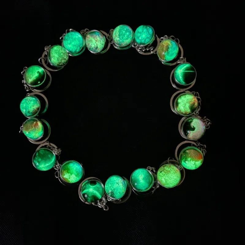 الإبداعية مضيئة الزجاج كوكب الكرة المفاتيح زحل الأرض نبتون كيرينغ للنساء الرجال على ظهره قلادة الحلي هدية عيد ميلاد #2