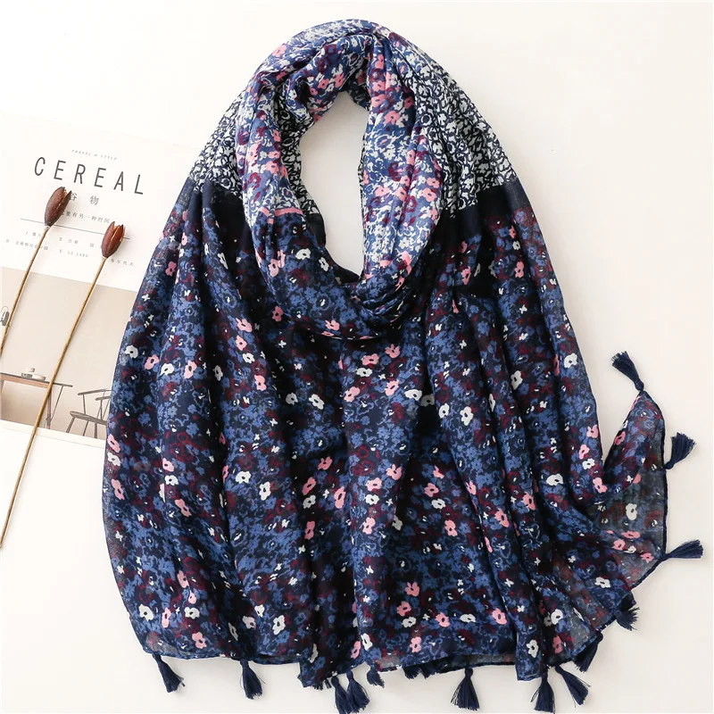 Autumn Fashion Brand Bohemian Ethnic Floral Tassel Viscose Shawl Scarf Lady Soft Pashmina Hijabs and Wraps Bufandas Muslim Sjaal