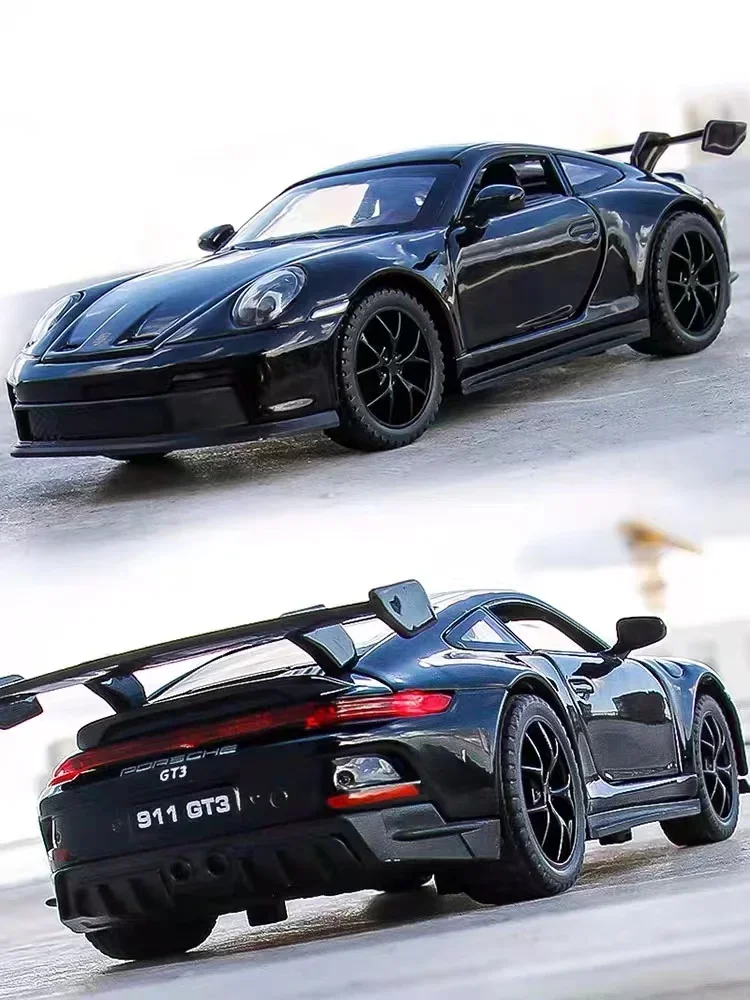 1:32 Porsche 911 GT3 Supercar Alloy Car Model With Pull Back Sound Light Children Gift Collection Diecast Toy Model Ornament