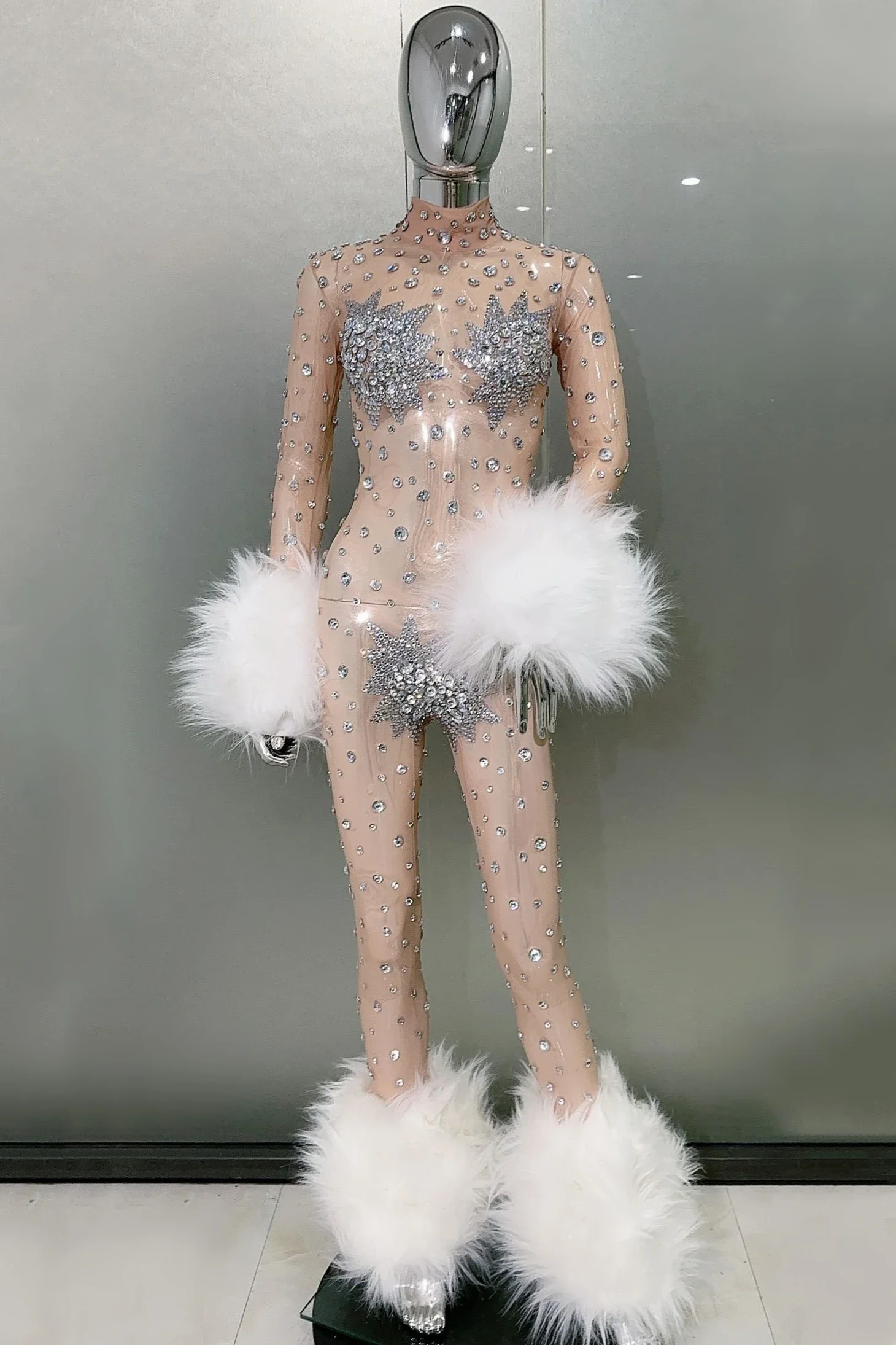 Rhinestones Feathers NUDE สีผู้หญิงเซ็กซี่บอดี้สูทยืดหยุ่น Jumpsuit POLE Dance ไนท์คลับปาร์ตี้ชุดเวทีสวมใส่