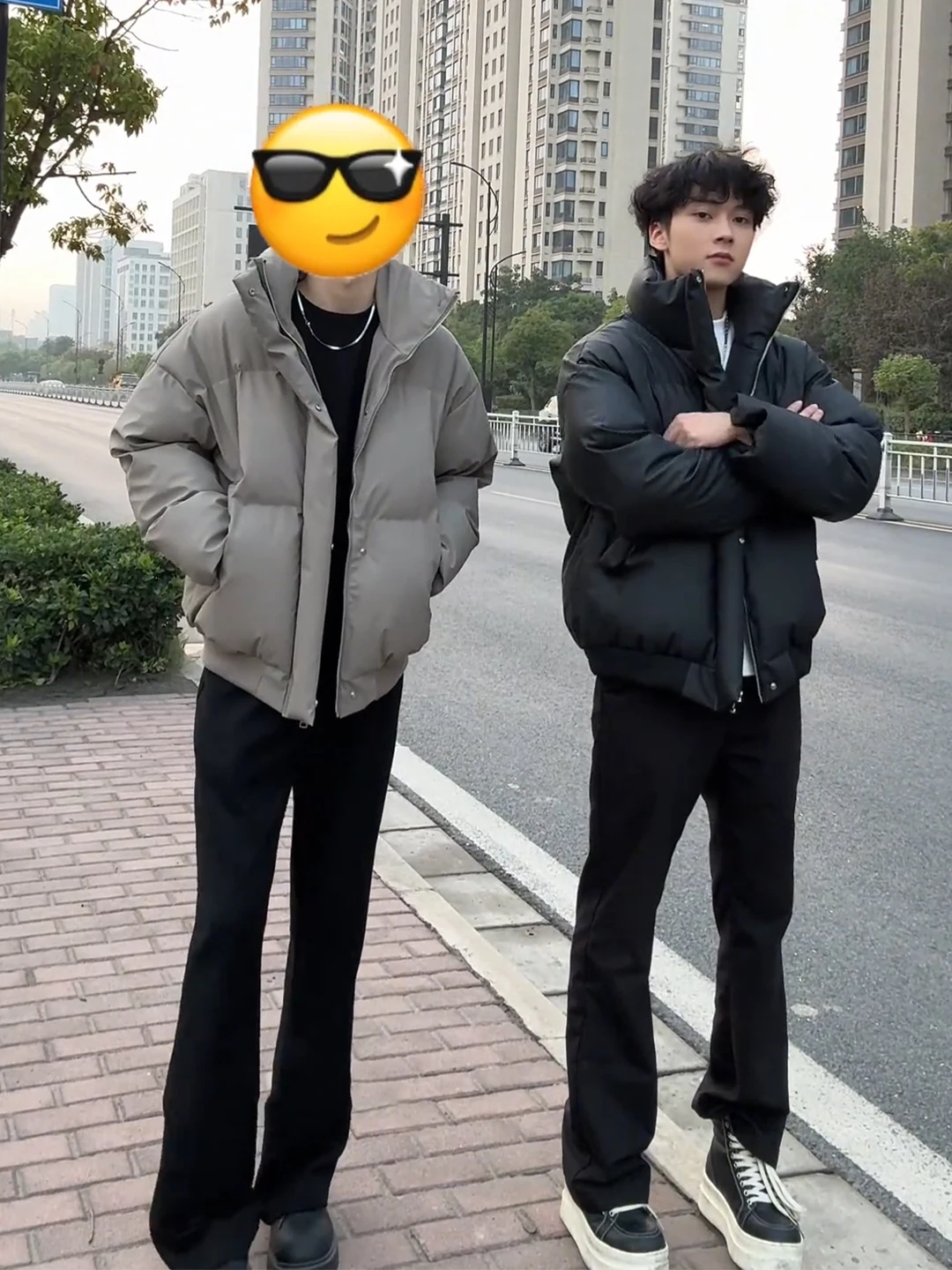 

Kaki Grey PU Leather Short Men's down Jacket Winter Three-Proof Stand Collar Warm Cotton Coat High-End Thickened Cotton Outer...