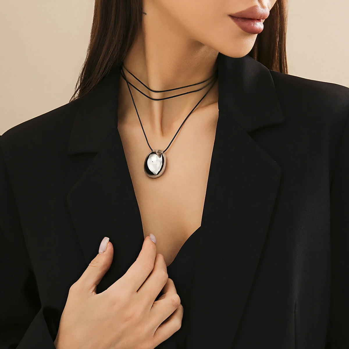 Long Lace Up Rope Chain with Smooth Ellipsoid Pendant Necklace for Women Elegant Ladies Accessories on Neck 2024 Fashion Jewelry