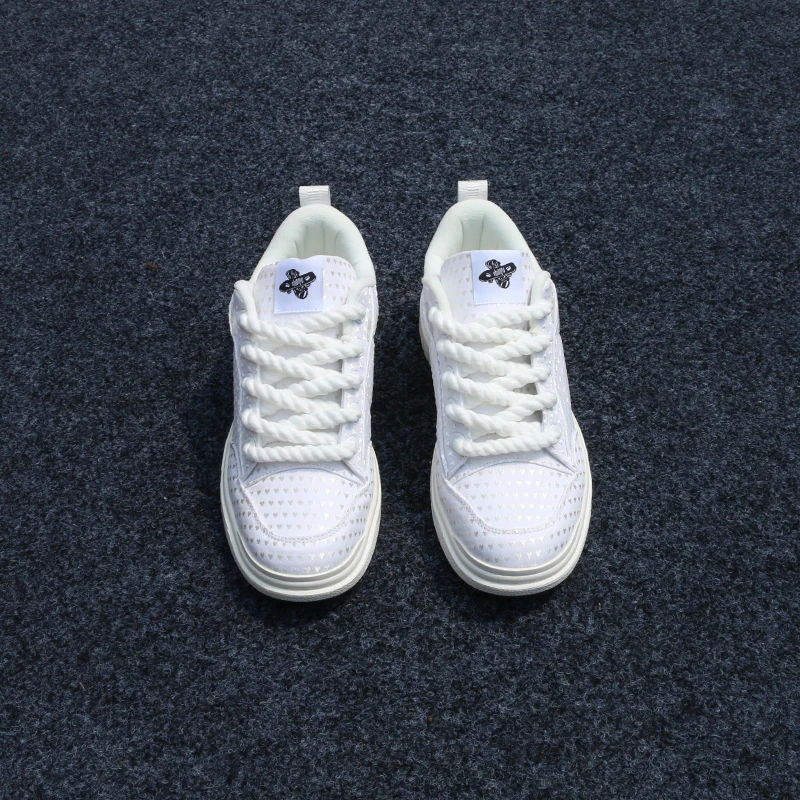 

Fashionable White Men's Low-Top Casual Running Shoes, New Trendy Comfortable Original Outdoor Sneakers, Comfortable and Wear-Resistant Design Canvas Shoes, Versatile Street Style Large Size Shoes