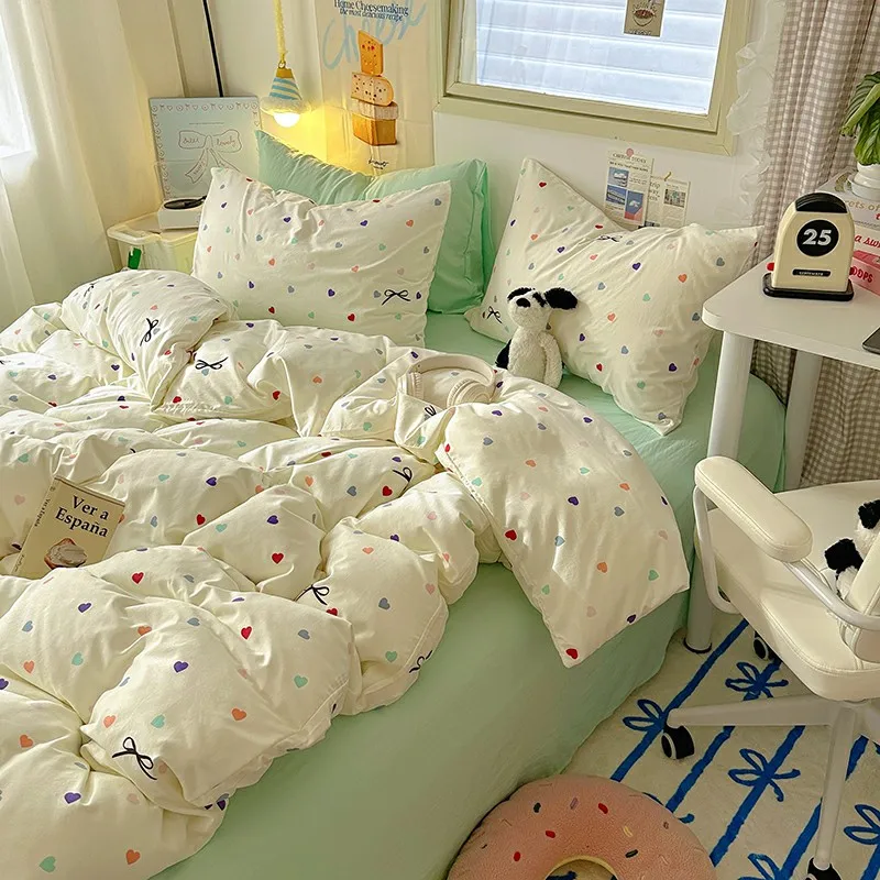 

Ins Princess Duvet Cover Love Heart Bow Fresh Green Home Textiles Towel Embroidery Comforter Bedding Sheets Set Girl Bed Linen