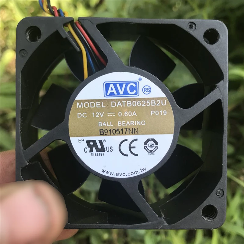 

AVC DATB0625B2U 12V 0.6A 6CM 6025 4-wire PWM high volume cooling air blower