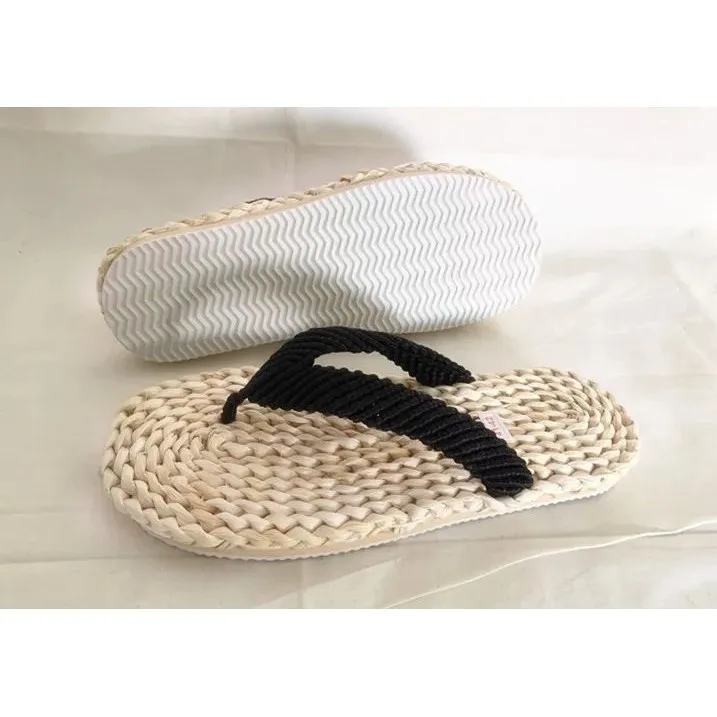 

Handmade Massage Comfortable Japanese Straw Flip Flops Men's Shoes Fashionable Sandals Flat Heel Thick Sole EVA Upper