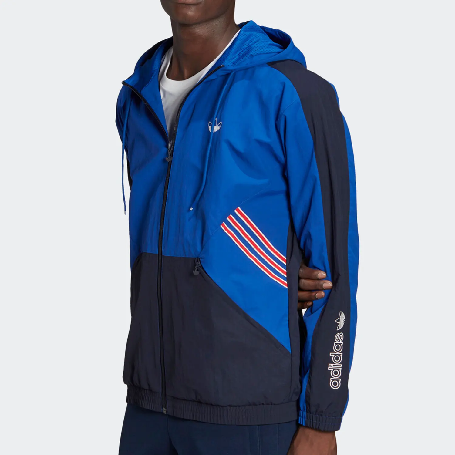 

Adidas Genuine Three Stripes Новая мужская тканая спортивная толстовка с капюшоном GN5504