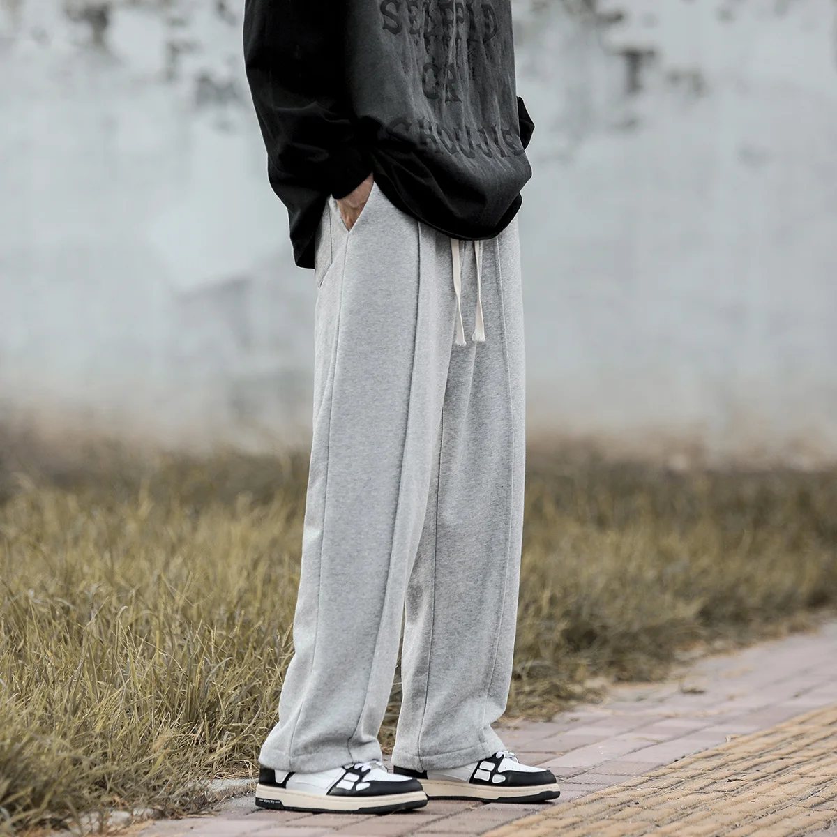 

Men's Casual Pants Loose Breathable Crease Design Trendy Versatile Teenager Straight Pants Y2K Street Hip-Hop Sweatpants