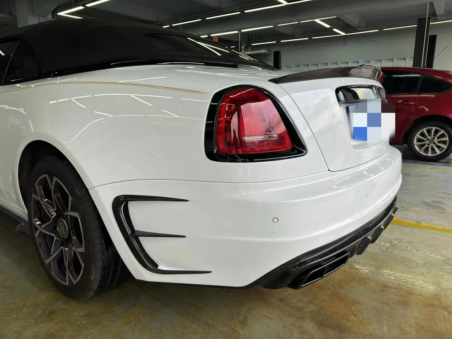 Factory Hot Selling Rolls-Royce Wraith/Dawn 1 Generation Upgrade 2 Generation MSY Carbon Fiber Body Kit Side Skirts Stainless St