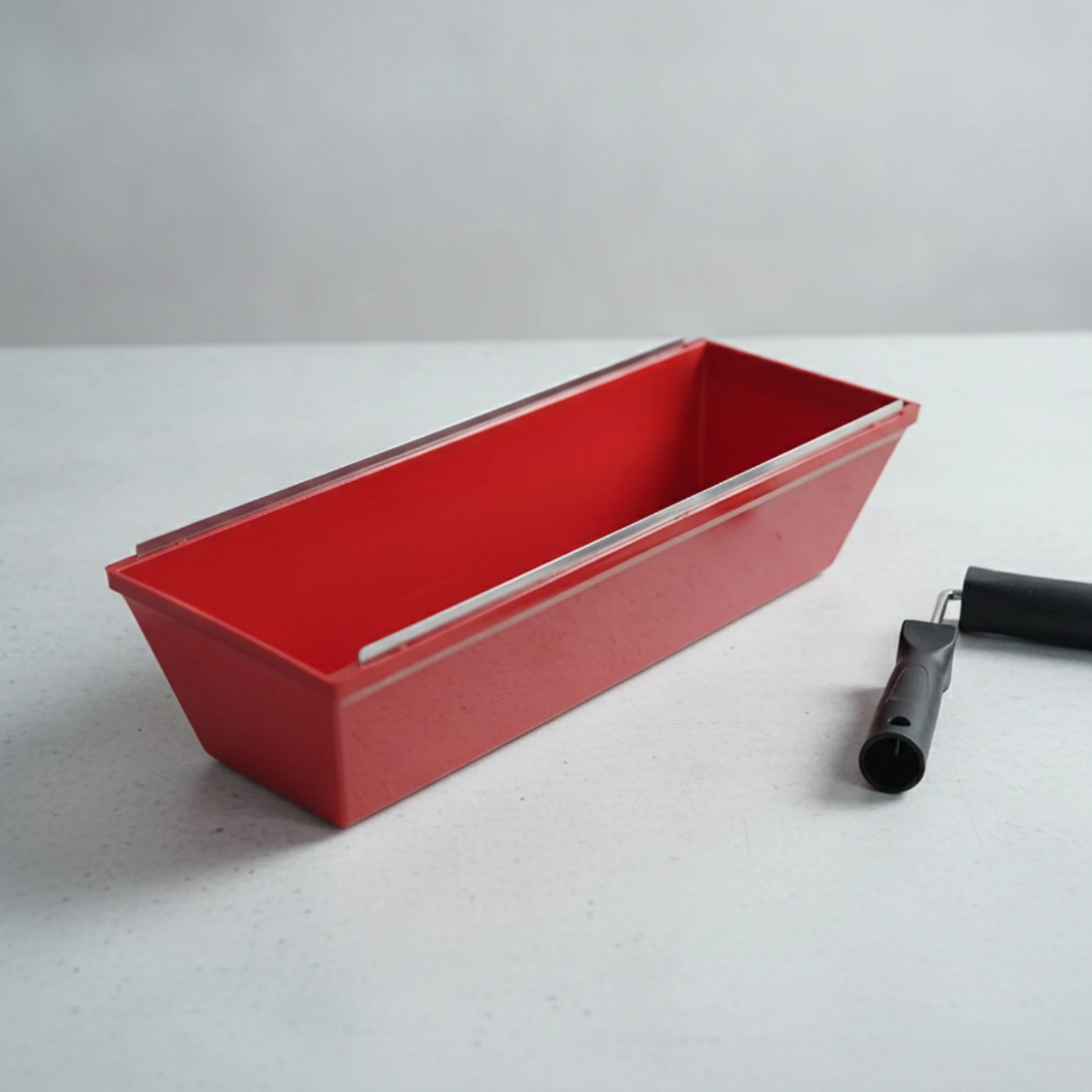 Cement Mixing Box Handheld Mixing Pan with Scraper Strip Drywall Mud Pan Heavy-Duty Troweling Tray Easy to Clean for Drywallers