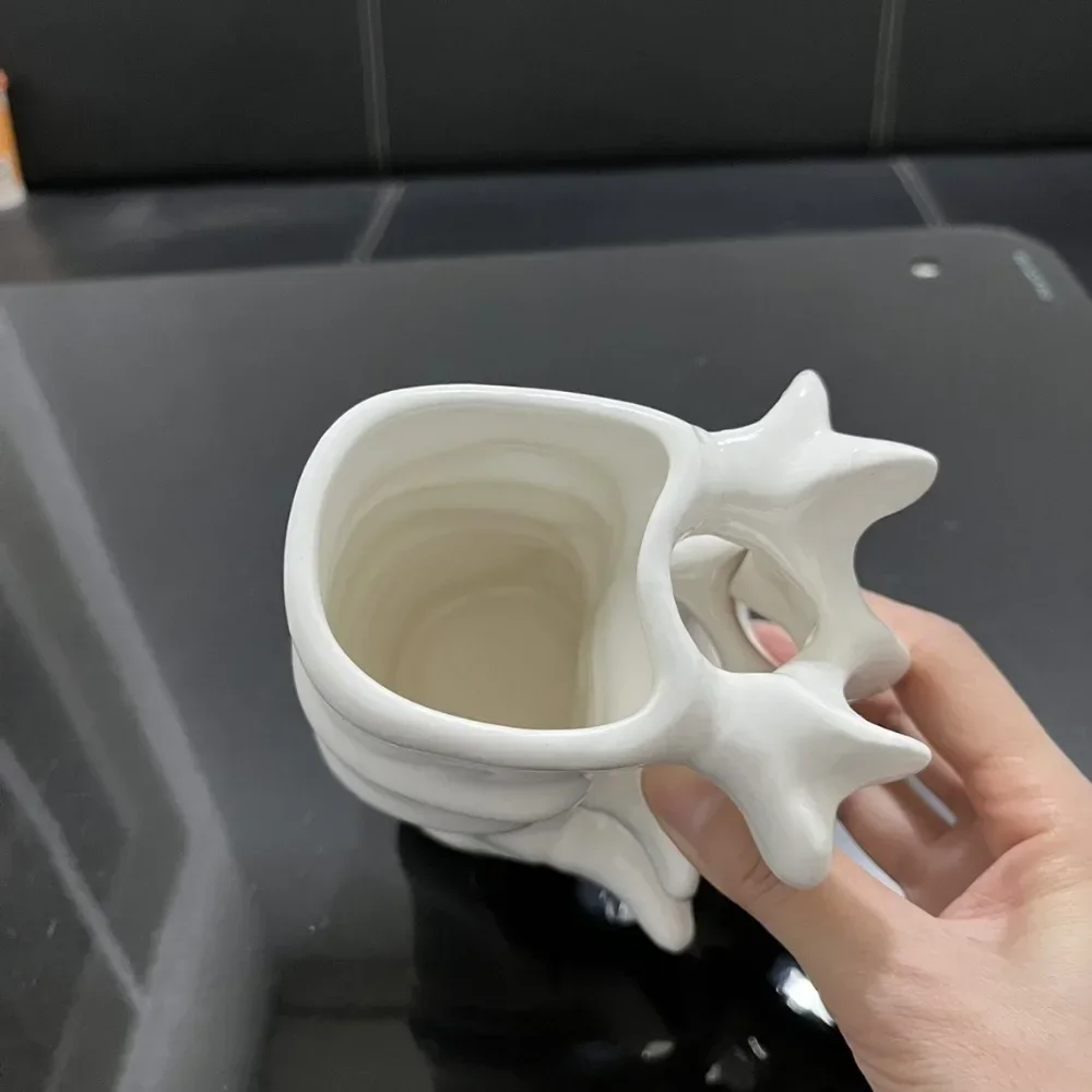 Spine-Shaped Ceramic Mug for Coffee and Tea - Skeleton Design