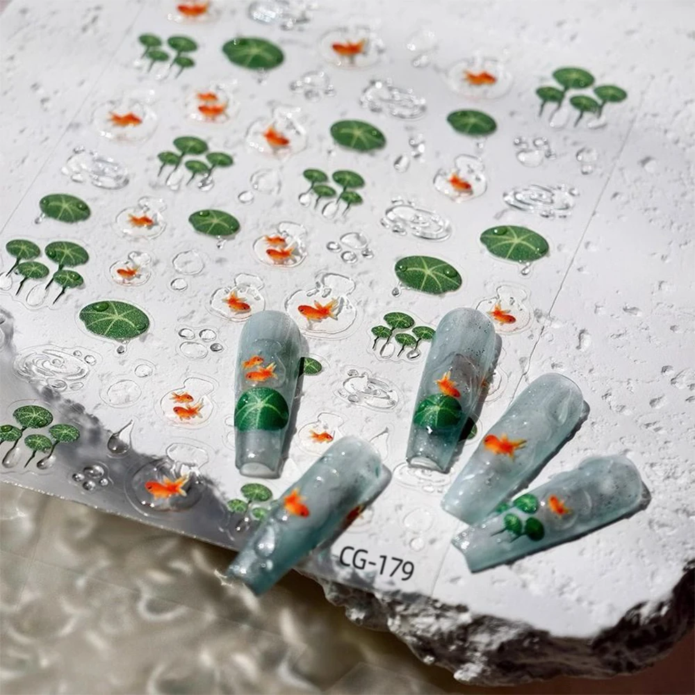 1Pc 5D Fiore di Loto Foglia Pesce Rosso Adesivo per unghie Ondulazione Wavelet Goccia d'acqua Adesivo Decalcomanie Lotus Stagno Carpa Manicure Cursori