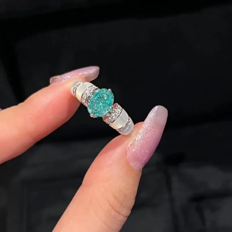 

silver 925 Vintage Fresh Style Paraiba White Fritillaria rings for women Sweet Mint Emerald wedding ring Light Luxury Jewelry