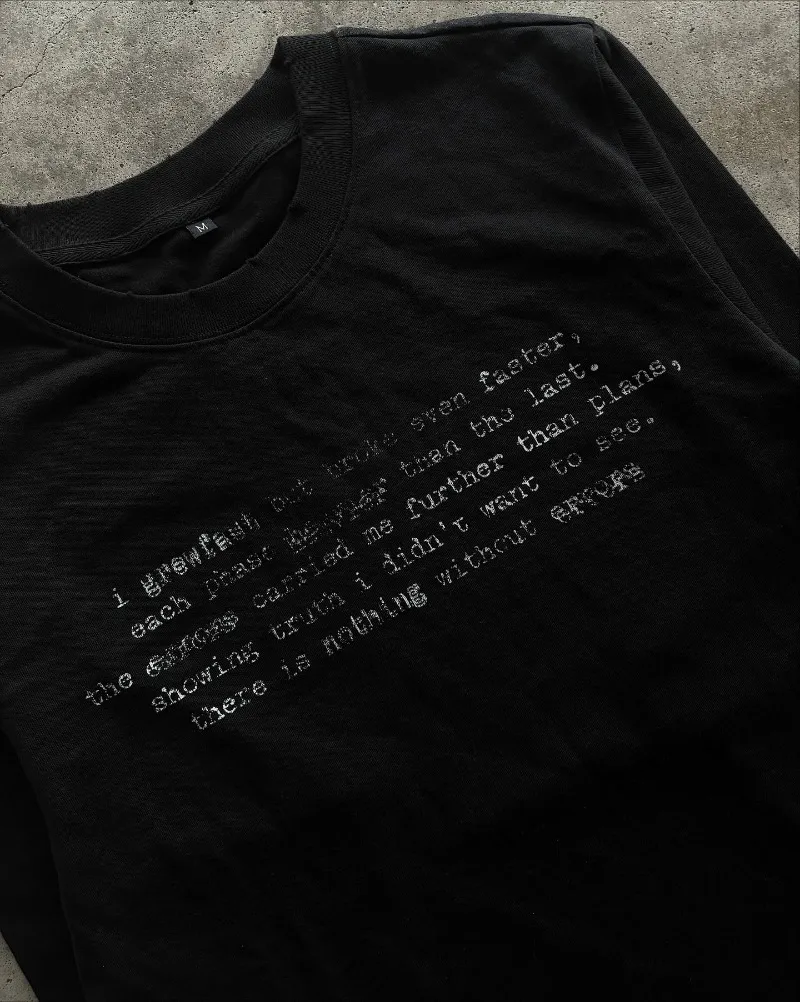 

Готический панк Harajuku Ретро Винтаж Уличная одежда High Street Модный топ из чистого хлопка с круглым вырезом Женская повседневная футболка с длинным рукавом Мужская