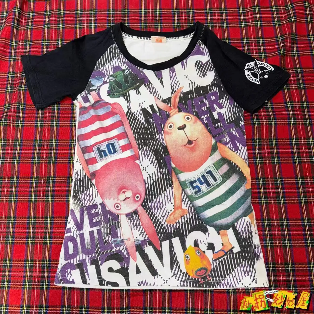 Camisetas gráficas con dibujos animados japoneses de conejitos de la serie Prison Break, tendencia de verano, ropa holgada y delgada, ropa de calle harajuku para hombre