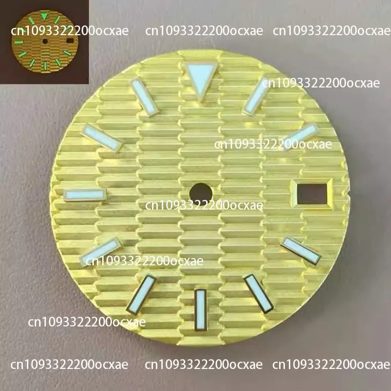 

Watch Accessories, Dial 28.5mm Nail Green Luminous, Suitable for NH35 Automatic Movement