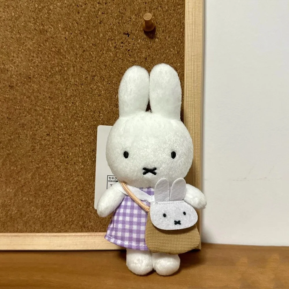 Mignon Miffy Kawaii peluche poupée dessin animé lapin poupée pendentif sac à dos sac à dos ornement jouets en peluche fille cadeau