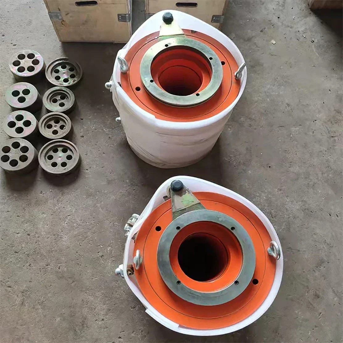 

Гидравлический натяжной домкрат для преднапряжения и постнатяжения арматуры 40-1000 тонн для мостов, заводская цена, горячая распродажа, дешево и качественно